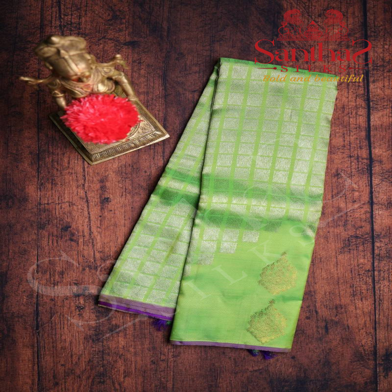 SNEHA GREEN COLOUR BODY GOLDEN SIVER ZARI WITH CONTRAST BLOUSE