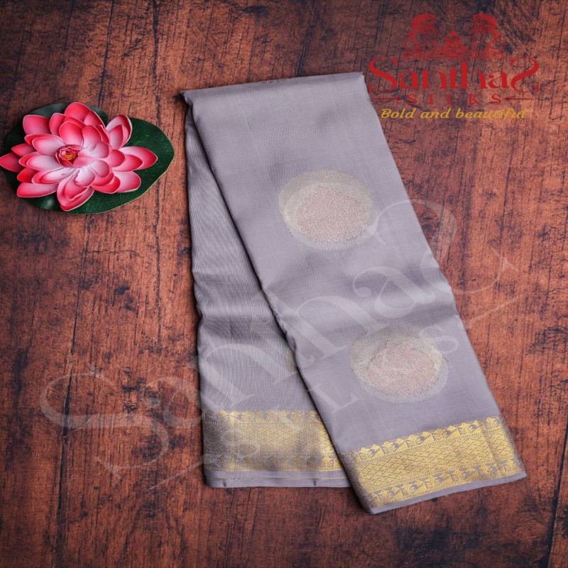 GREY SHADE COLOUR BODY BIG ZARI BUTTA WITH CONTRAST BLOUSE & BORDER