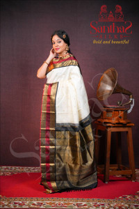 ivory-white-kanjivaram-silk-saree-with-rich-black-zari-border