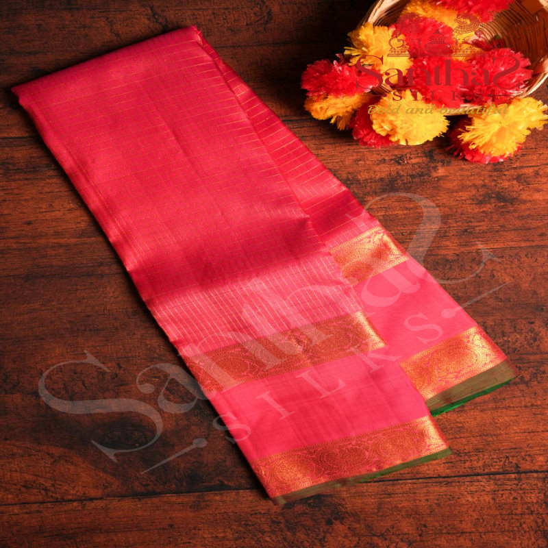 ROSE COLOUR BODY WITH SMALL CHECKED BOX AND GREEN COLOUR CONTRAST BLOUSE