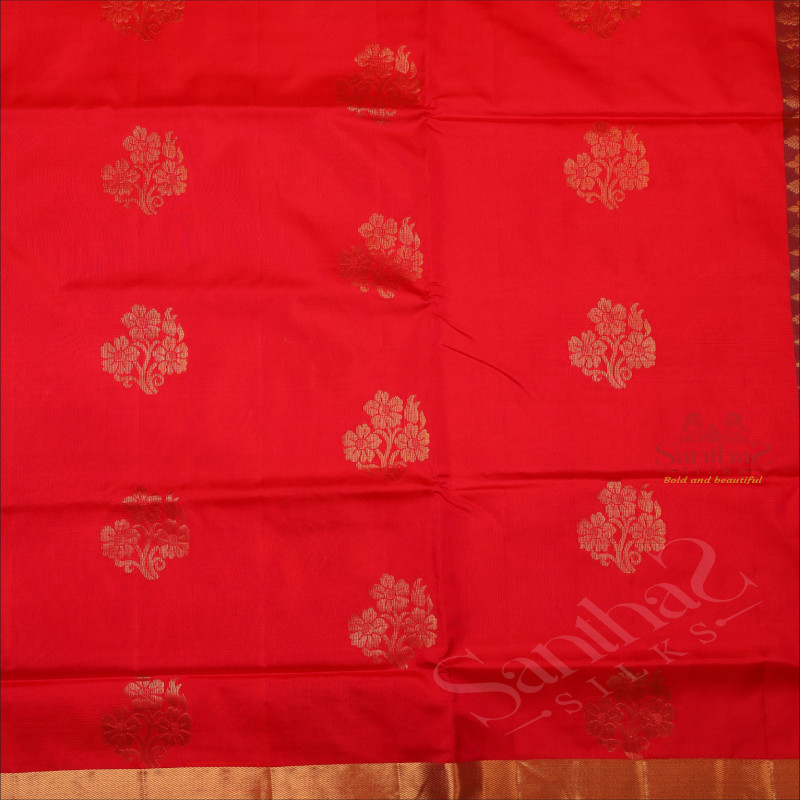 RED COLOUR BODY WITH GOLDEN ZARI BUTTA WITH CONTRAST BLOUSE & PALLU