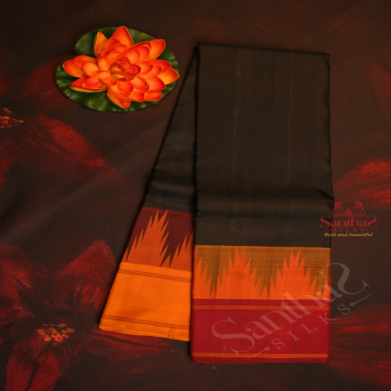 BLACK COLOUR BODY WITH LONG BORDER THALAMBOO BUTTA WITH CONTRAST BLOUSE & BORDER