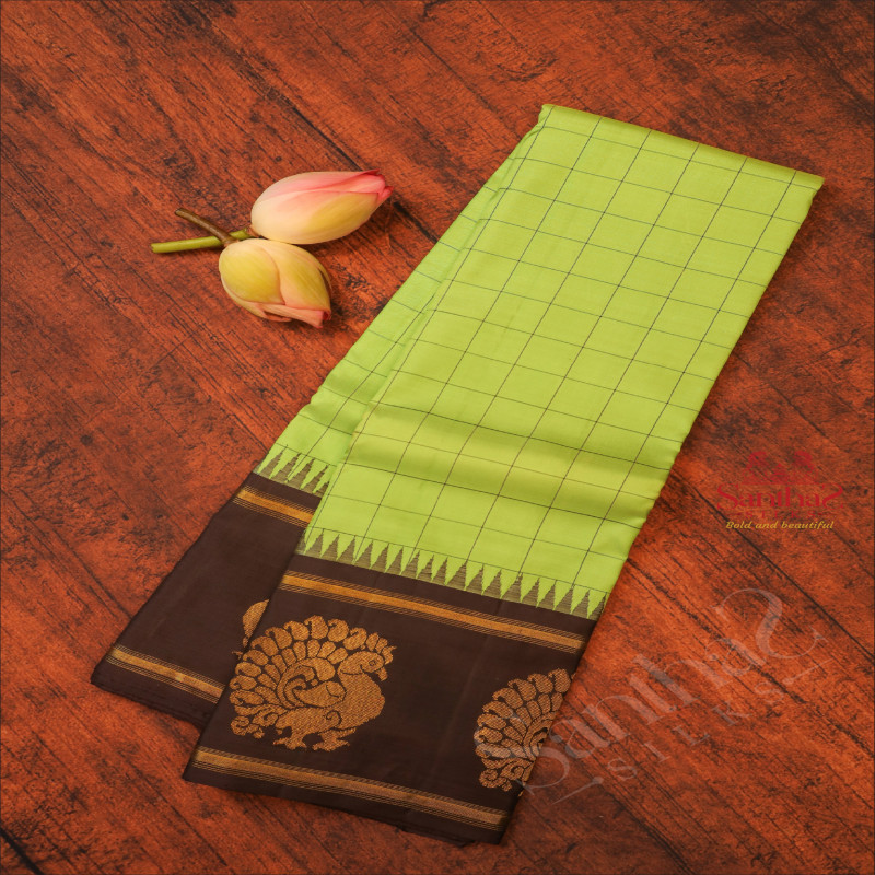 LIGHT GREEN COLOUR CHECKED BODY ANNAM BUTTA WITH CONTRAST BLOUSE & BORDER