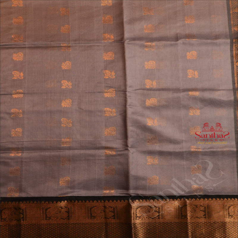 GREY COLOUR BODY WITH GOLDEN ZARI ANNAM BUTTA WITH CONTRAST BLOUSE & BORDER