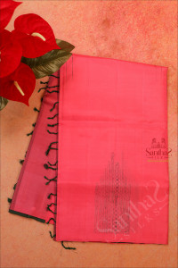 borderless-pink-colour-body-with-thread-zari-with-contrast-blouse-pallu