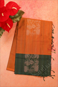mustard-colour-body-with-copper-zari-floral-butta-crance-motifs-with-contrast-blouse-border