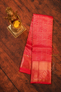 pink-colour-body-with-jacquard-embosed-pattern-with-self-blouse-border