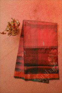 pastel-peach-colour-body-with-golden-and-silver-zari-leaf-butta-with-contrast-blouse-pallu