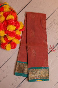 dusty-pink-colour-body-with-golden-zari-butta-with-contrast-blouse-border