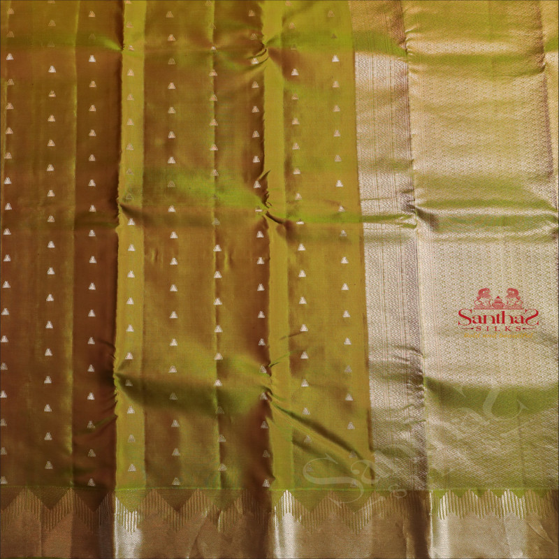 GREEN APPLE COLOUR BODY WITH SILVER ZARI BUTTAS AND SELF COLOUR BLOUSE & BORDER WITH GOPURAM DESIGN