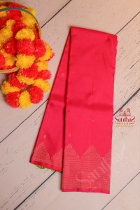 borderless-pink-colour-body-with-golden-zari-butta-with-contrast-blouse