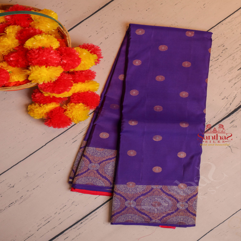 BORDERLESS VIOLET COLOUR BODY WITH GOLDEN ZARI BUTTA WITH CONTRAST BLOUSE