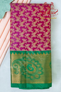 pink-colour-body-in-leaf-butta-with-contrast-blouse-border