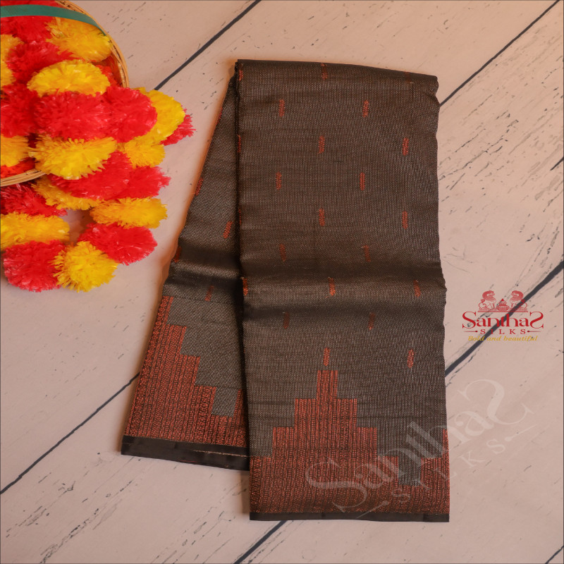 BORDERLESS BLACK COLOUR BODY WITH COPPER ZARI TEMPLE BUTTA WITH CONTRAST BLOUSE