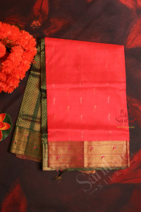 strawberry-pink-colour-body-with-golden-zari-pythani-butta-with-contrast-blouse-border