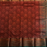 DARK MAROON COLOUR BODY WITH JACQUARD FLORAL EMBOSED WITH CONTRAST GREEN BLOUSE & BORDER