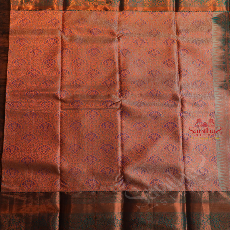 LIGHT LAVENDER COLOUR BODY WITH JACQUARD FLORAL EMBOSED IN COPPER ZARI WITH CONTRAST BLOUSE & BORDER