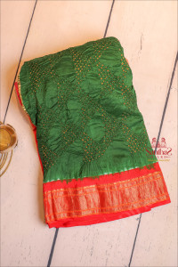 bandhani-saree-in-green-colour