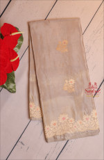 borderless-silver-grey-colour-kathan-saree-with-golden-zari-motif-and-border-with-self-blouse