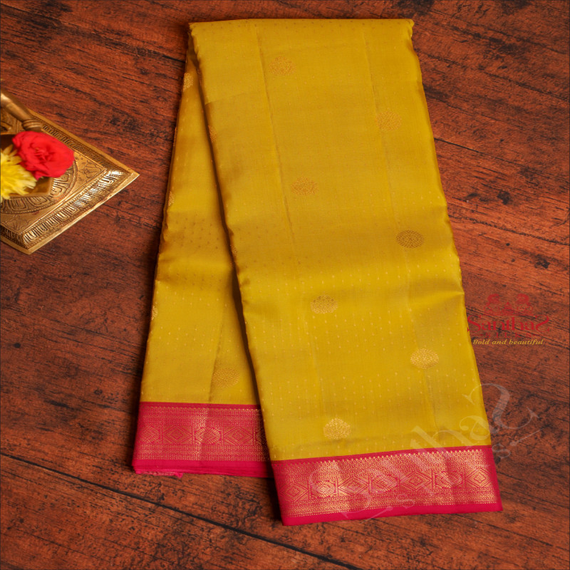 DARK HONEY COLOUR BODY WITH GOLDEN ZARI BUTTAS AND CONTRAST PALLU & BLOUSE