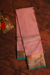 lavender-colour-body-with-jacquard-floral-embosed-with-contrast-blouse-border