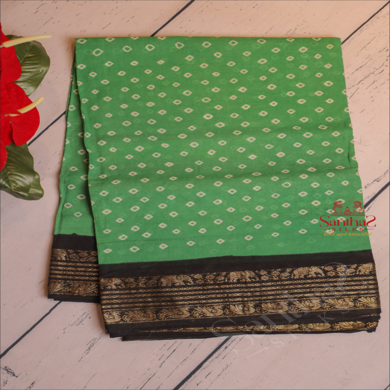 HAND KNOTTED PURE SUNGUDI COTTON SAREE IN GREEN COLOUR