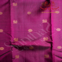BEETROOT COLOUR BODY GOLDEN ANNAM CHAKKARAM BUTTA WITH CONTRAST BLOUSE & BORDER