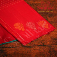 BORDERLESS DARK PINK COLOUR BODY GOLDEN STRIPS ZARI MOTIF WITH CONTRAST BLOUSE