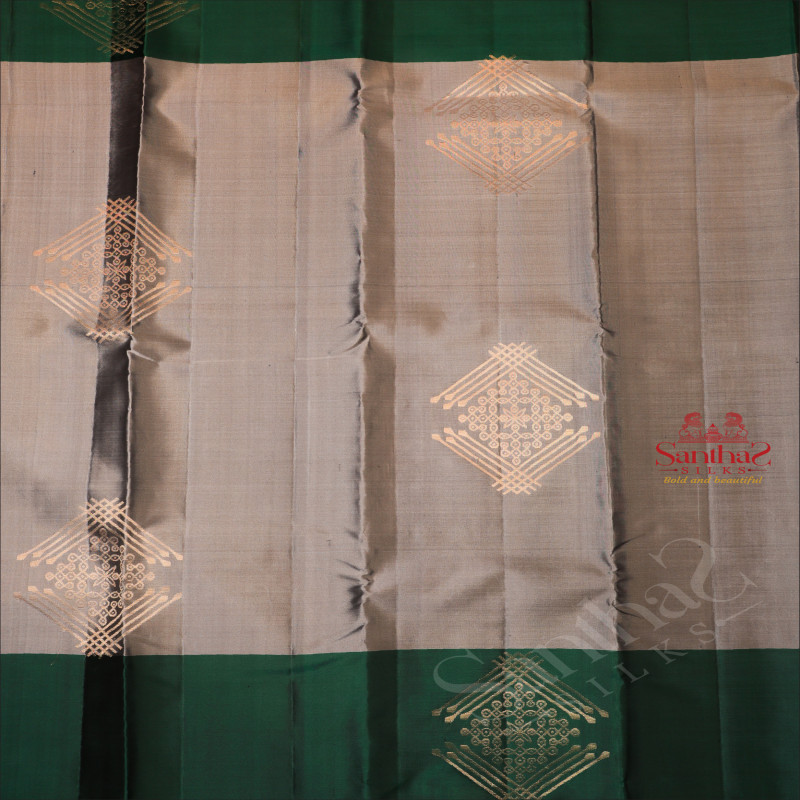 GREY COLOUR BODY WITH GOLDEN ZARI KOLAM BUTTA WITH CONTRAST BLOUSE & BORDER