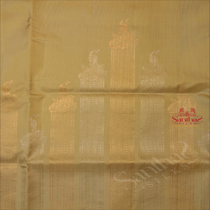 BORDERLESS PISTHA GREEN COLOUR BODY WITH GOLDEN AND SILVER NEEM ZARI WITH CONTRAST BLOUSE & PALLU