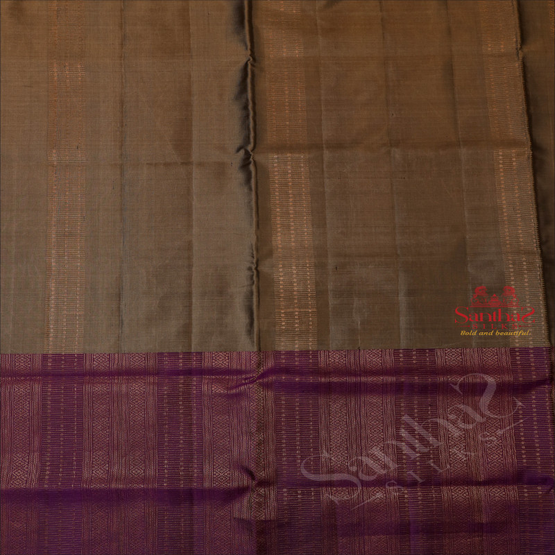 GREY COLOUR BODY WITH GOLDEN ZARI BUTTA WITH CONTRAST BLOUSE & BORDER